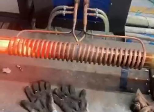 大功率中频嘿嘿视频在线观看加热设备:大型壁厚钢管热处理的理想之选(图4) 大功率中频嘿嘿视频在线观看加热设备:大型壁厚钢管热处理的理想之选(图4)