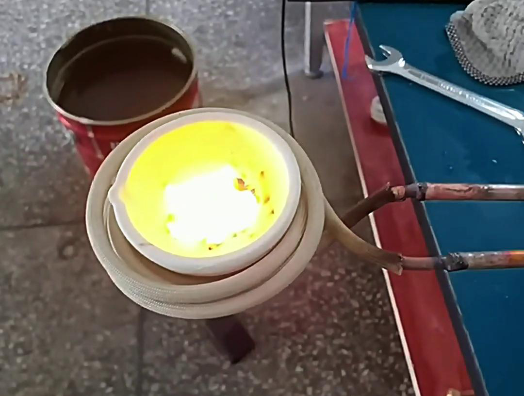 220V 小型高频熔炼炉：小功率高温度的贵金属与金属熔炼利器(图3)